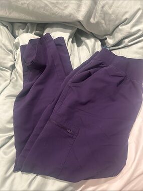 Women's Purple FIGS with Elastic Waist and Zip Pocket